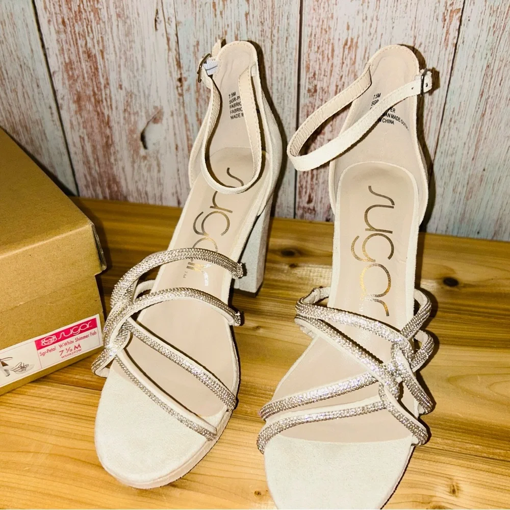 Sugar Petal Women’s Size 7.5 White / Off White Heels – New Wedding Formal